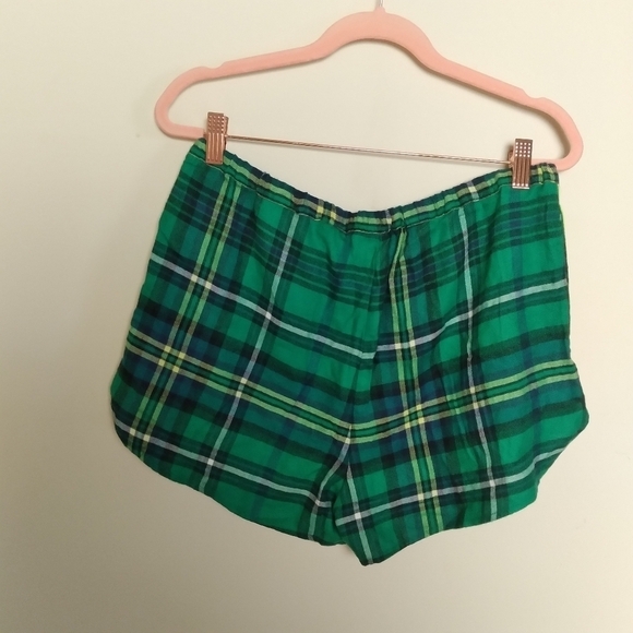 Colsie Green Plaid Flannel Drawstring Waist Pajama Shorts Size Medium New - Picture 2 of 8